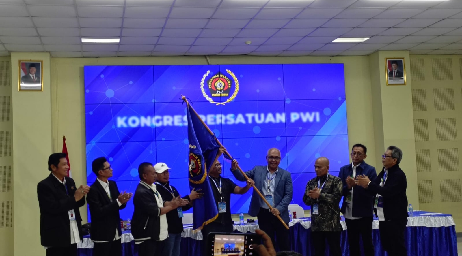 Munir Terpilih Sebagai Ketua Umum PWI, Kalahkan Hendri C Bangun