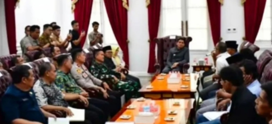 BUNTU..! Audiensi KOMPI Dengan Bupati, Pastikan Besok Menggelar Aksi Terjunkan 10 Ribu Massa