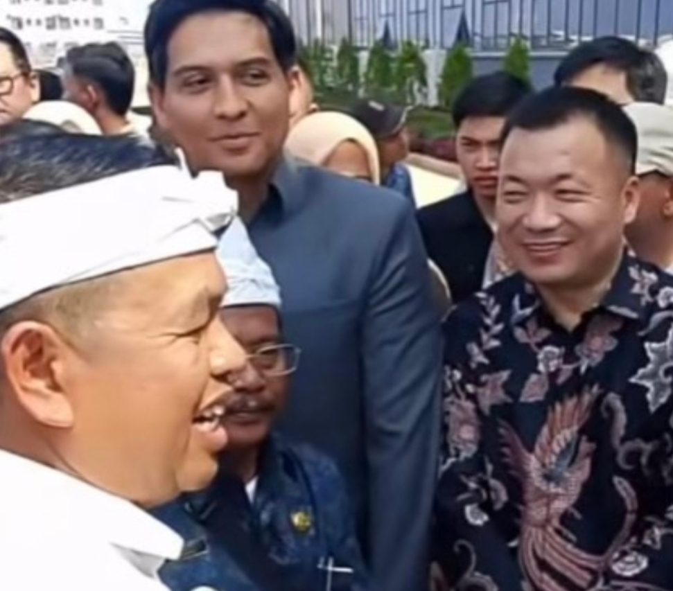 KDM TINJAU KAWASAN INDUSTRI LOSARANG INDRAMAYU, TEKANKAN LKPM