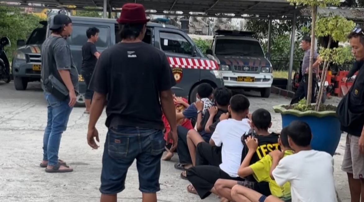 Tim Resmob Polres Indramayu Ringkus Remaja Bawa Sajam Viral di Medsos